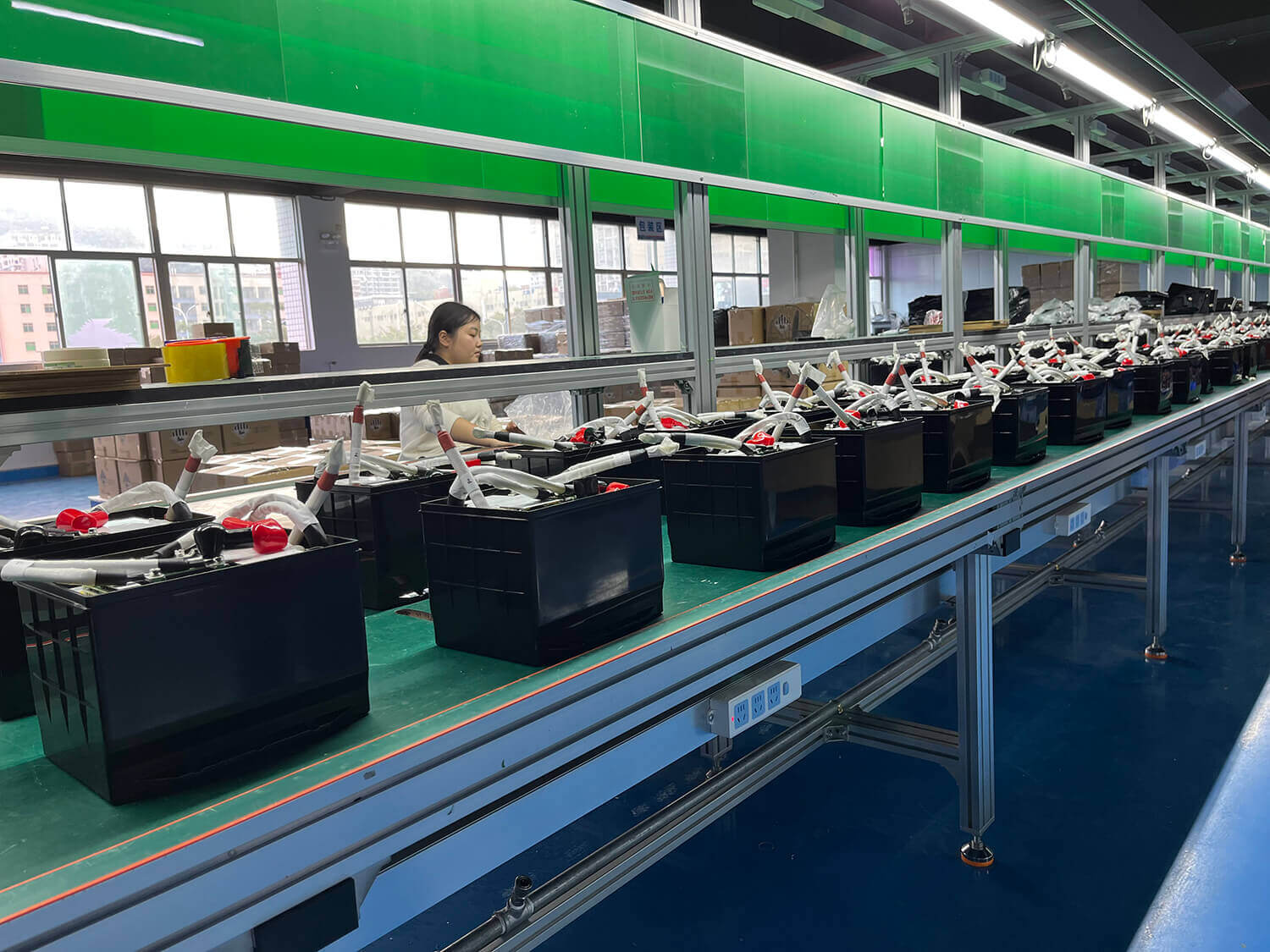 polinovel-starting-battery-manufacturer